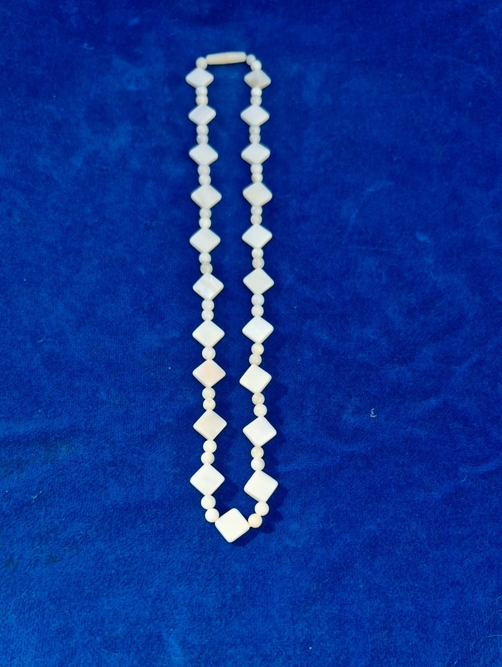 Mother of pearl Bead Necklace